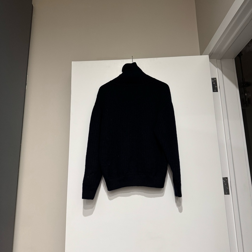 J. Peterman Men's Wool Turtleneck Sweater. (Large) - Picture 6 of 8